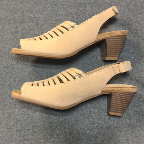 Trotters Minnie Slingback Sandal, Women's Size 8 M, Nude NWT - Picture 2 of 7